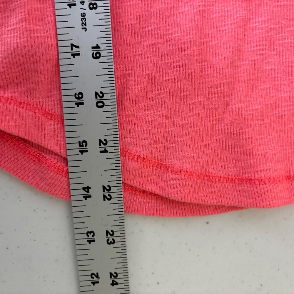 Aeropostale Womens Neon Pink AERO NY 87 Graphic Henley Top Slim Fit Small Y2K - Picture 4 of 6